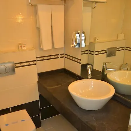 Dickman Elite Hotel